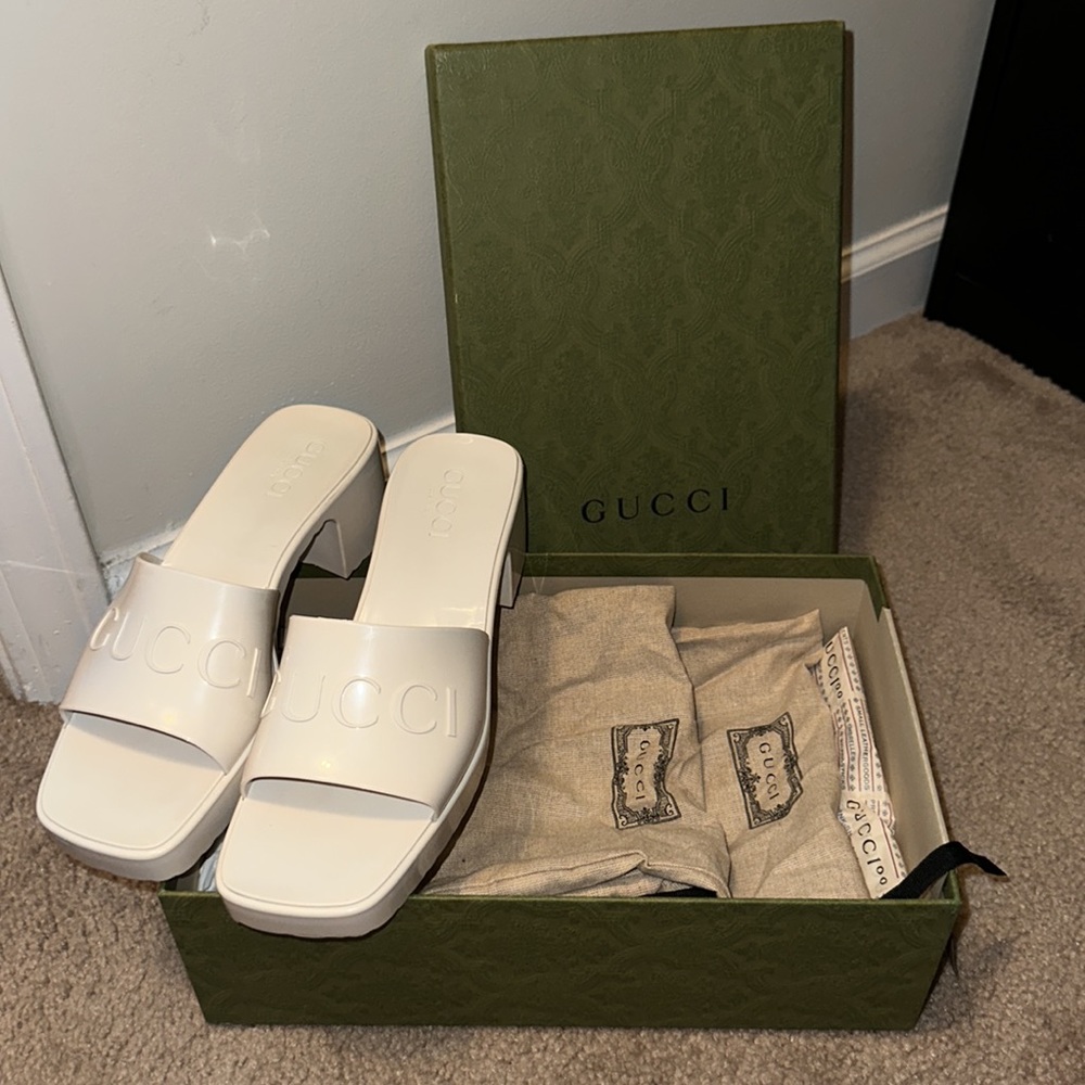Gucci rubber slides
